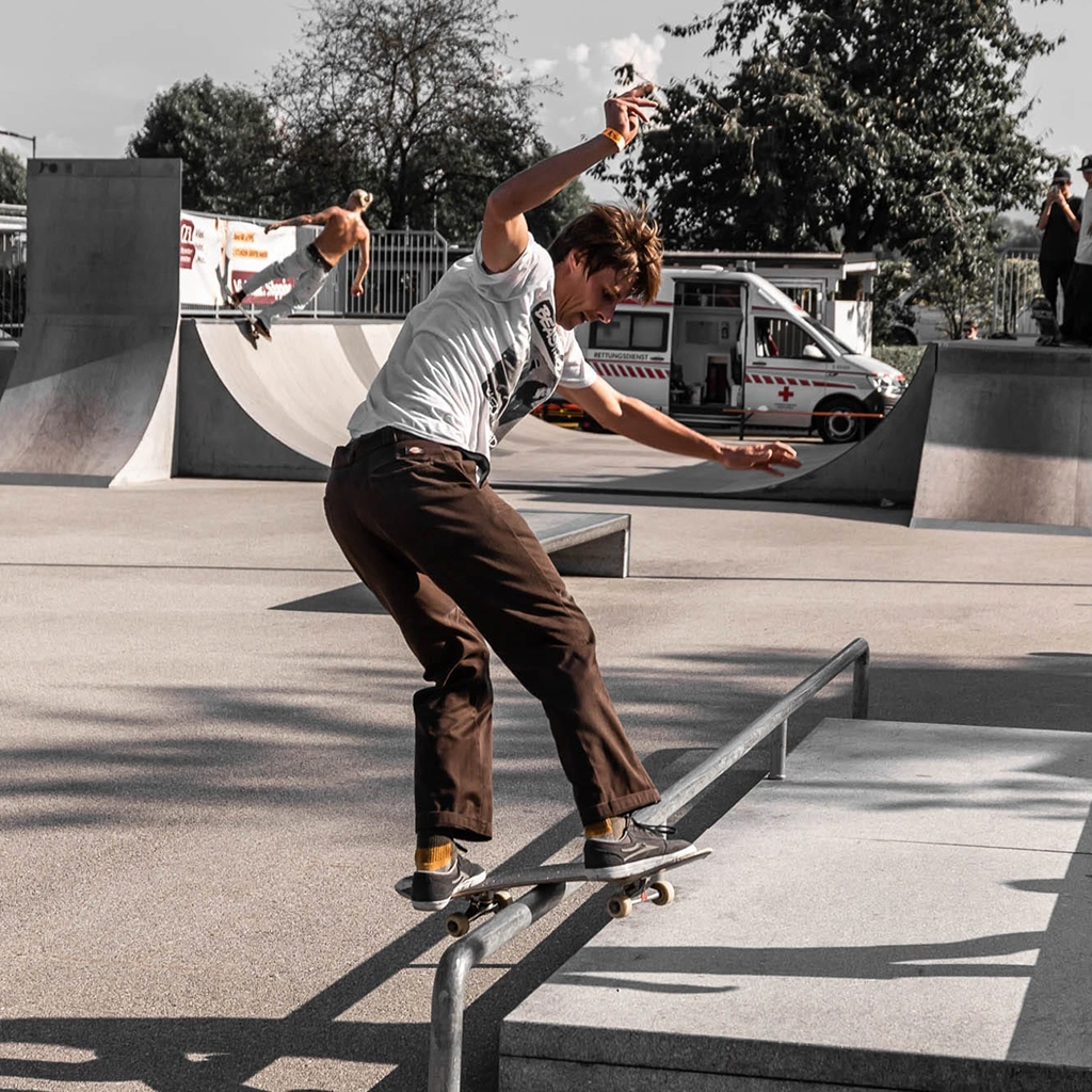 skateboard-uebungsleiter-florian-bruch skateboard-uebungsleiter-florian-bruch